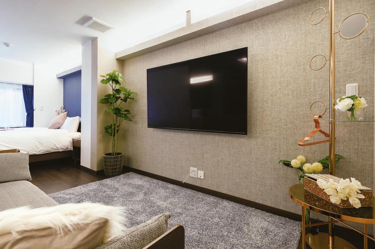 Cherry Blooming Tokyo- All Suite Boutique Hotel 东京伊樱里-中央区全套房艺术酒店 Exterior photo