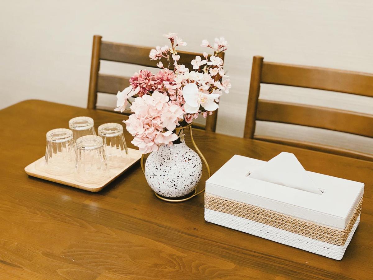 Cherry Blooming Tokyo- All Suite Boutique Hotel 东京伊樱里-中央区全套房艺术酒店 Exterior photo
